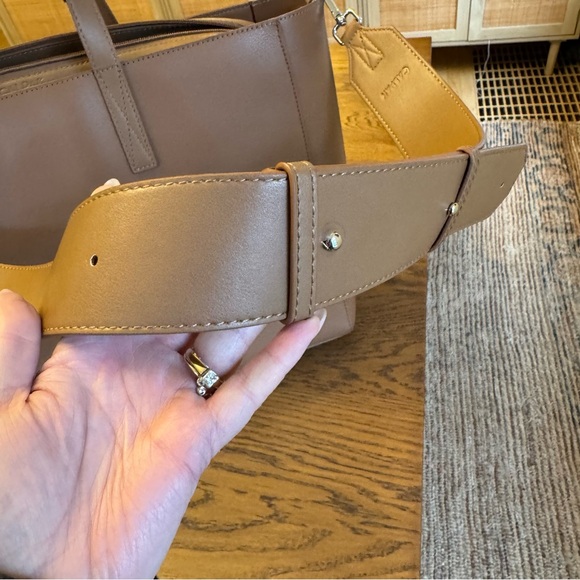 Calpak Haven 16" Laptop Tote Bag in Toffee Career Purse - Picture 12 of 16